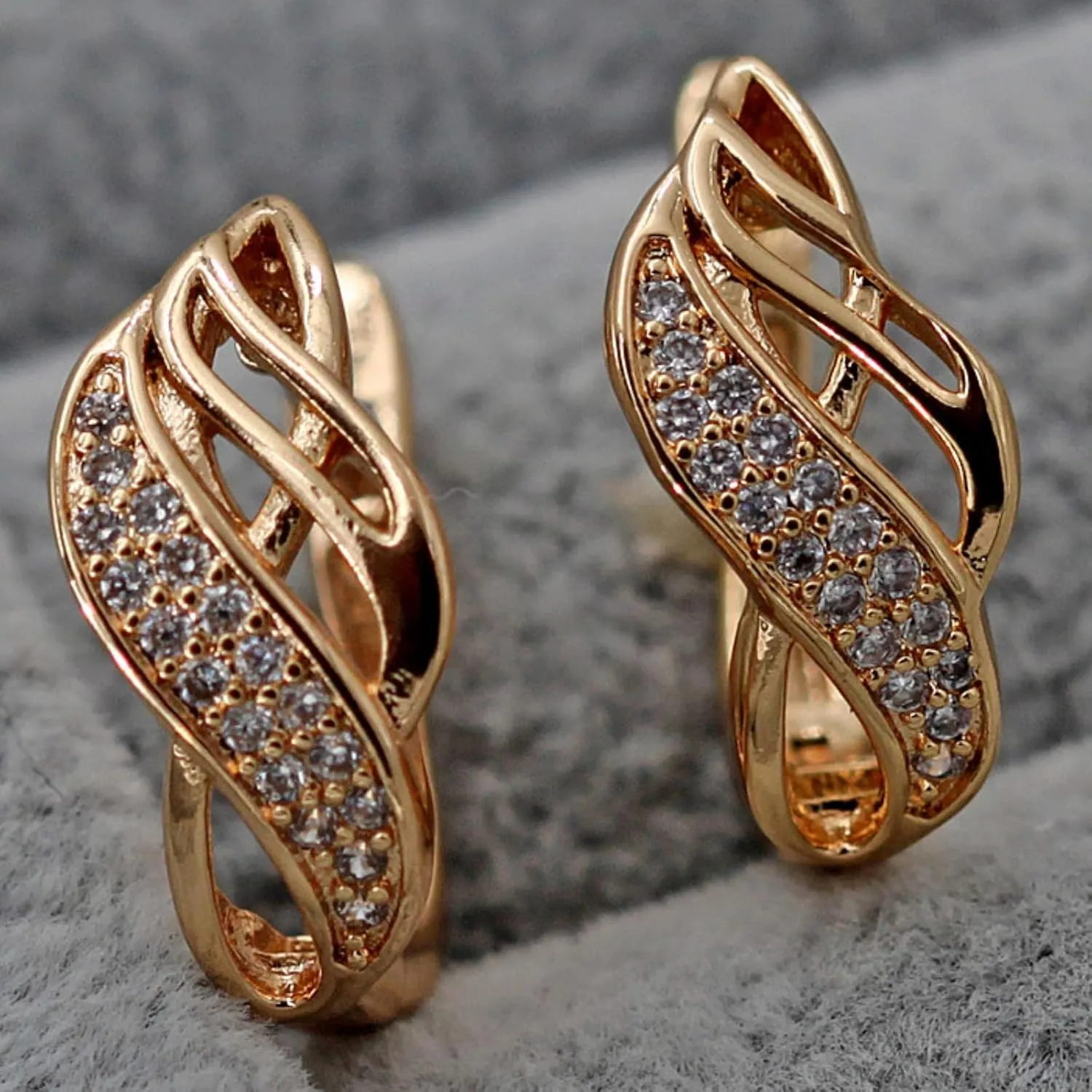 18K Gold Plated, 4 Pairs Small Huggie Hoop Earrings Set for Women, Heart Swirl Design, Hypoallergenic Cubic Zirconia Earrings, Lightweight, gold hoops, gold earrings, Jewelry for Gifts, Fashion