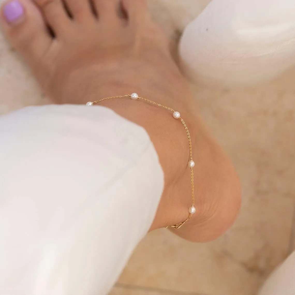 Ankle Bracelets for Women Dainty 18K Gold Plated Anklet Waterproof Round Beaded Paperclip Herringbone Pearl Chain Anklets Waterproof Beach Foot Jewelry