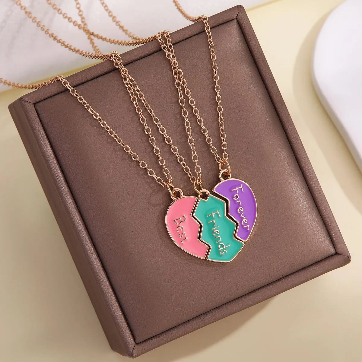 BFF Necklace for 3 Best Friend Pendant Necklace Heart Broken Stitching Necklace 3 Way Friendship Matching Necklace for Women Friendship Necklace Jewelry