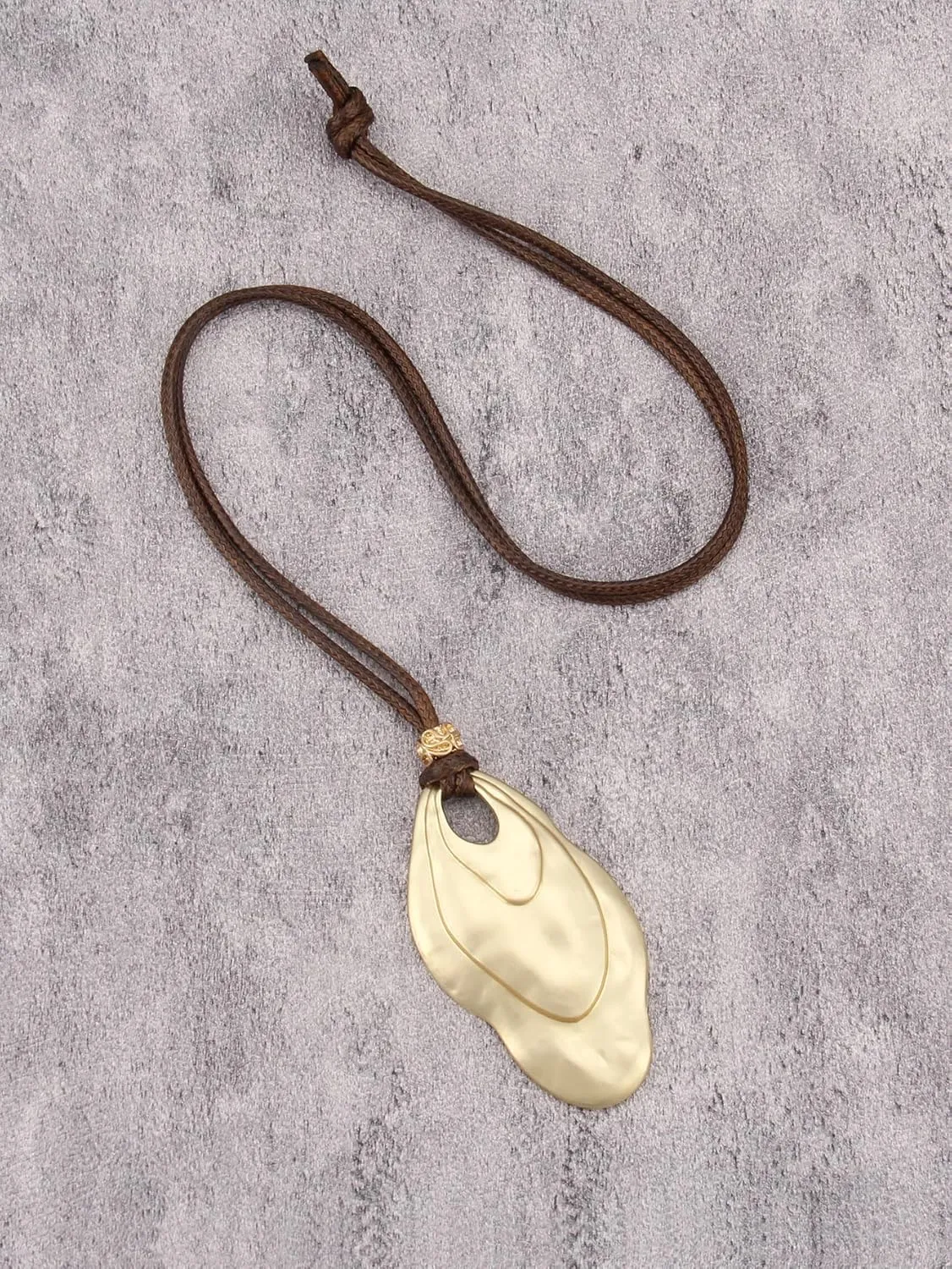 Boho Necklaces for Women Chunky Circle Necklace Layered Boho Circle Leather Choker Necklace Long Vintage Necklaces Bohemian Jewlery Gifts