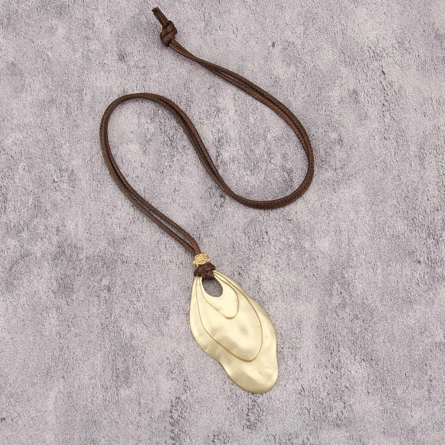 Boho Necklaces for Women Chunky Circle Necklace Layered Boho Circle Leather Choker Necklace Long Vintage Necklaces Bohemian Jewlery Gifts