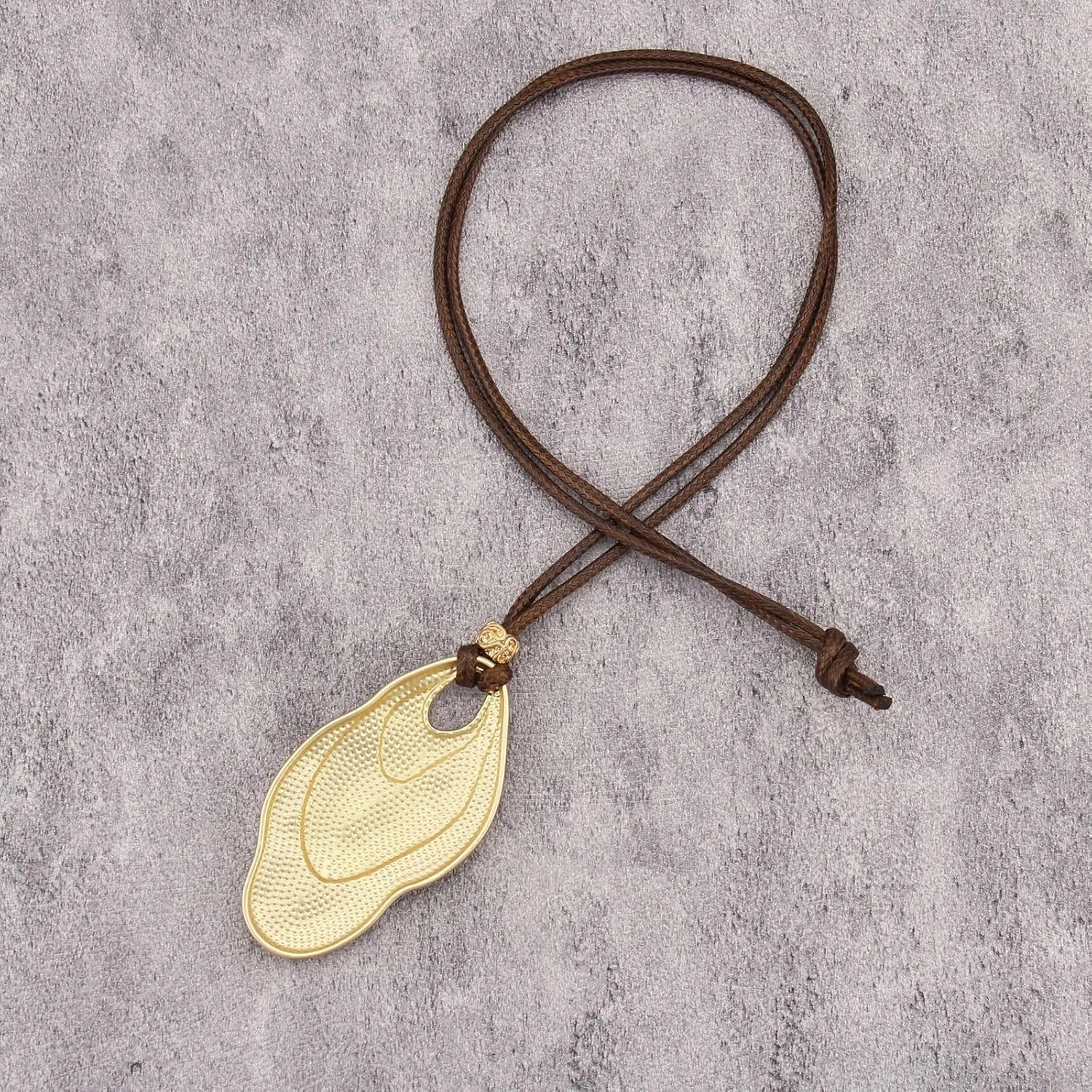 Boho Necklaces for Women Chunky Circle Necklace Layered Boho Circle Leather Choker Necklace Long Vintage Necklaces Bohemian Jewlery Gifts