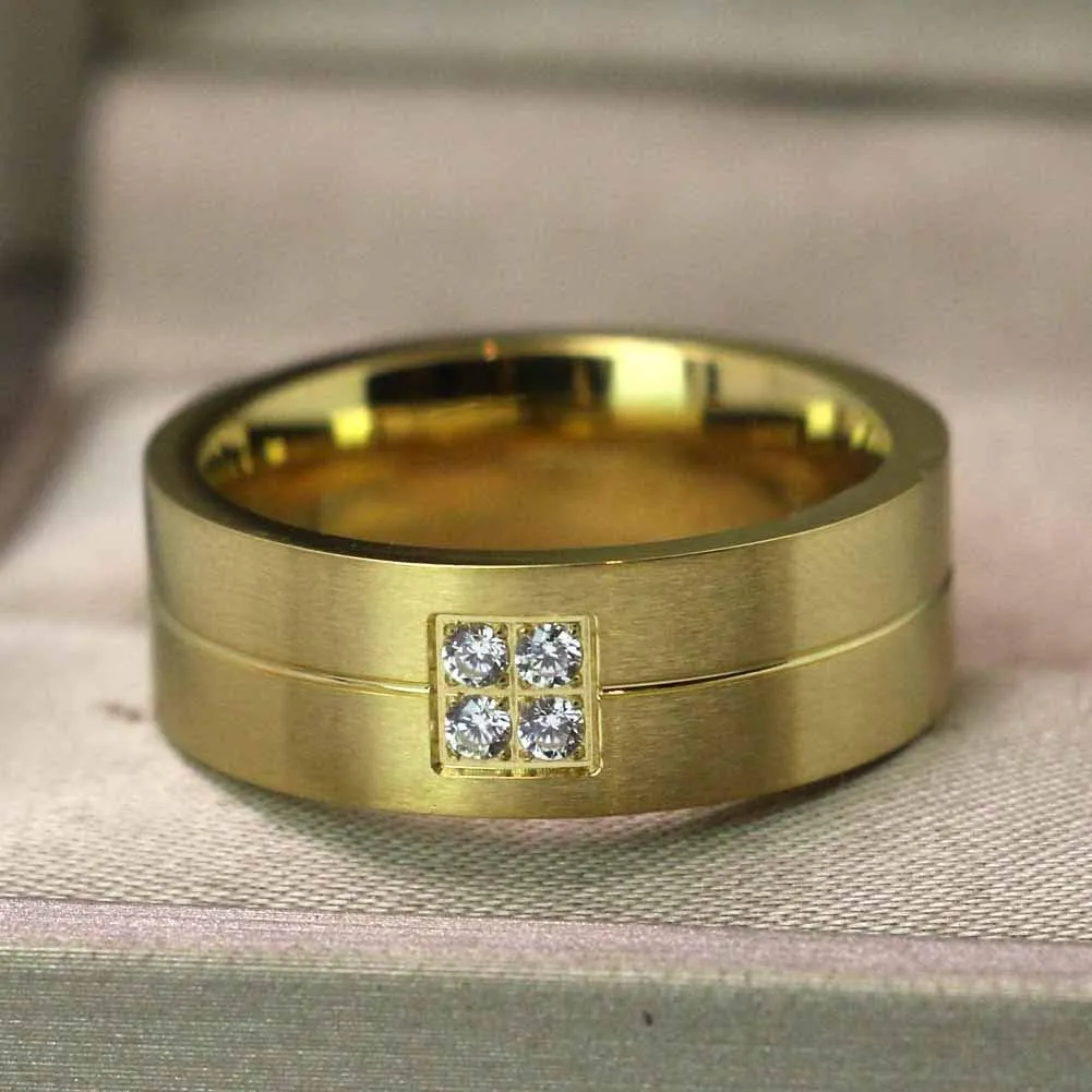 Couple Rings Yellow Gold Plated Princess 8 * 8 Cz Womens Wedding Ring Sets Titanium Steel Men Wedding BandsPlease Buy 2 Rings for 1 Pair