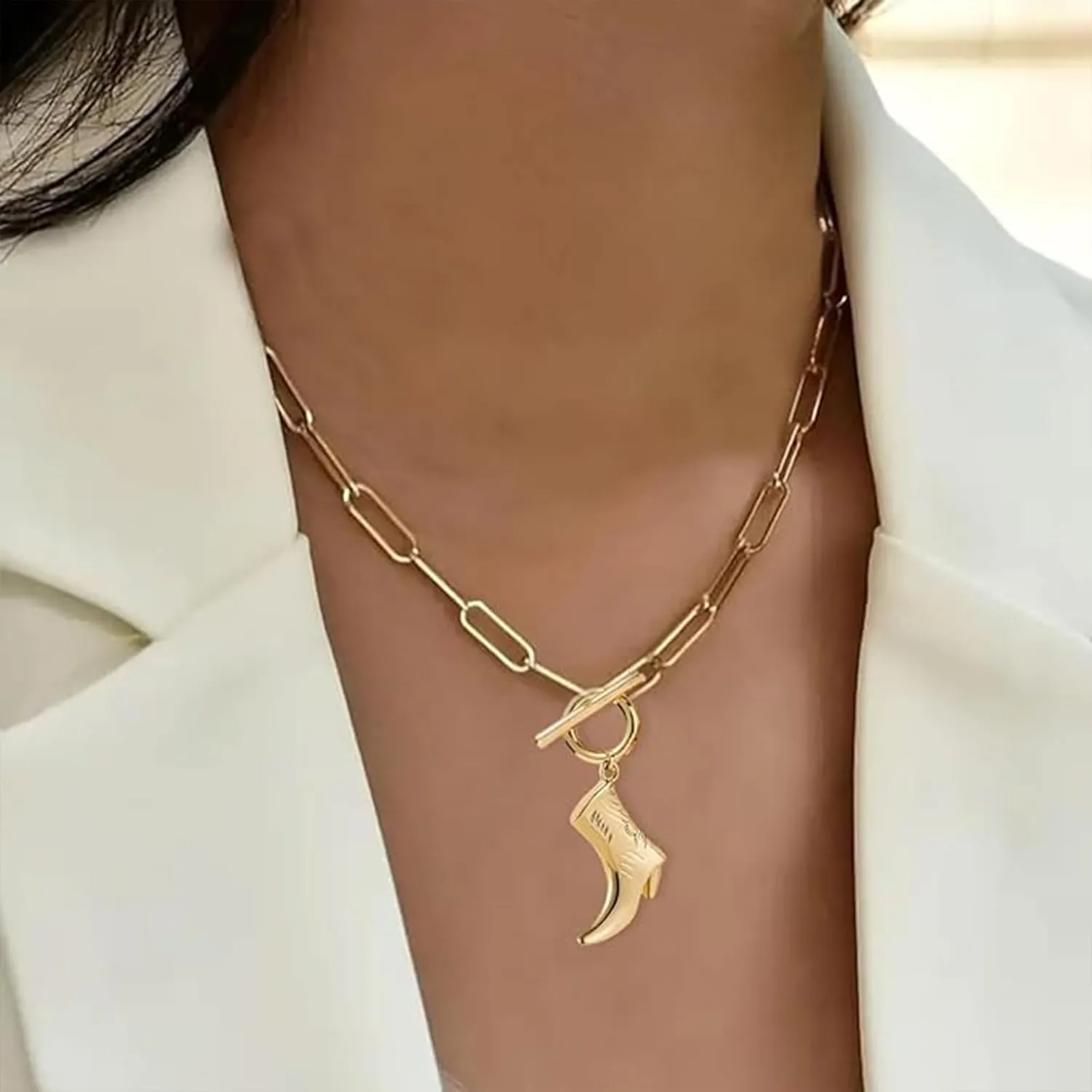Cowboy Hat Boot Pendant Necklace for Women Layer Dainty Western Cowgirl Hat Boots Chain Gold Charm Necklace Shell Necklaces Summer Seashell Beach Surfer Jewelry Gift
