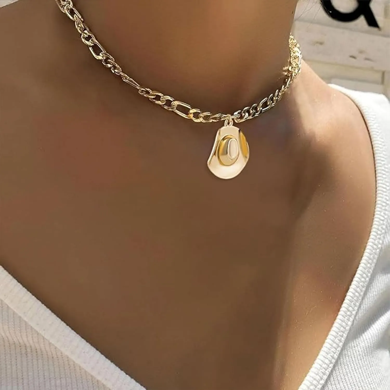 Cowboy Hat Boot Pendant Necklace for Women Layer Dainty Western Cowgirl Hat Boots Chain Gold Charm Necklace Shell Necklaces Summer Seashell Beach Surfer Jewelry Gift