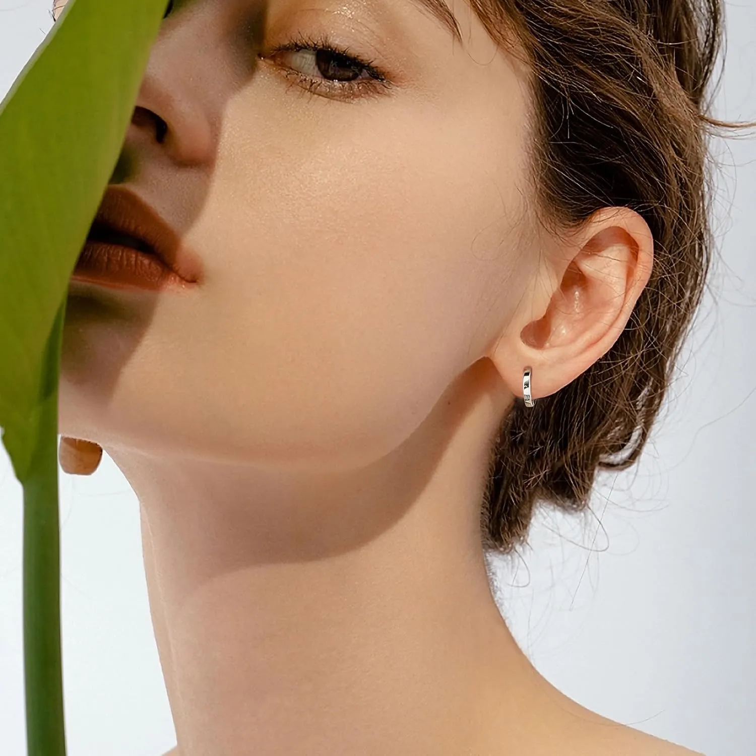Gacimy Gold Huggie Earrings for Women, 14K Real Gold Plated, Small Hoop Earrings Cartilage Ear Cuff
