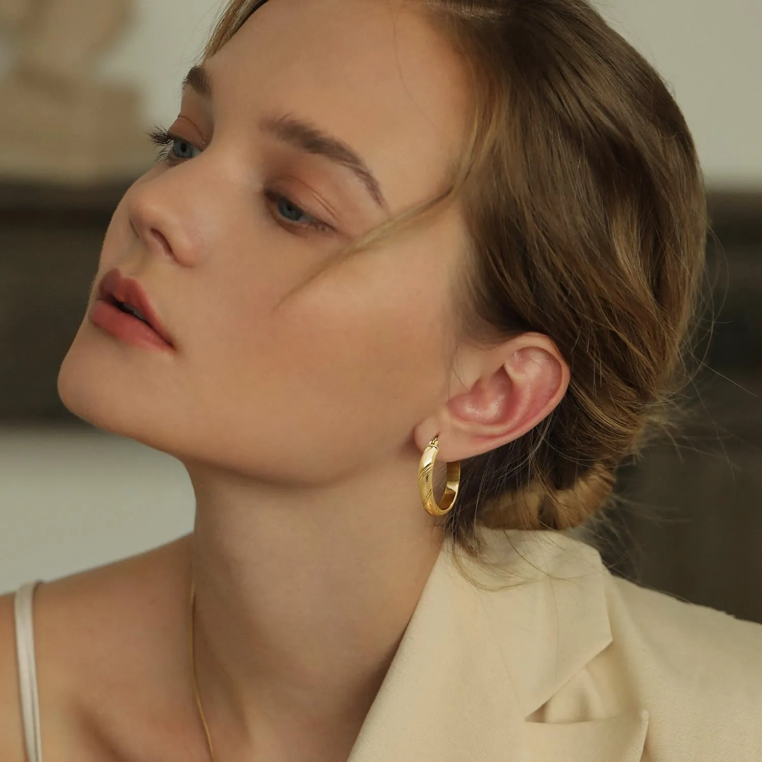 Gold Hoop Earrings 14K Gold Hoops Earrings For Women Large Thick Womens Hoop Earring for Women Modern Elegance 25/30MM