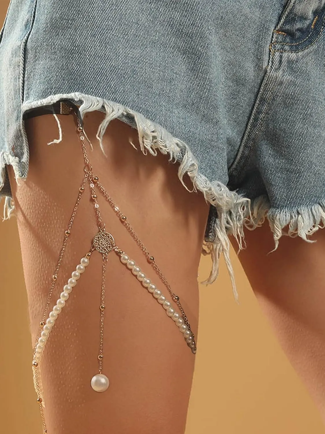 Gold Snake Body Chain for Women's Leg & Thigh - Boho Snake Pendant, Trendy Stocking Stuffer