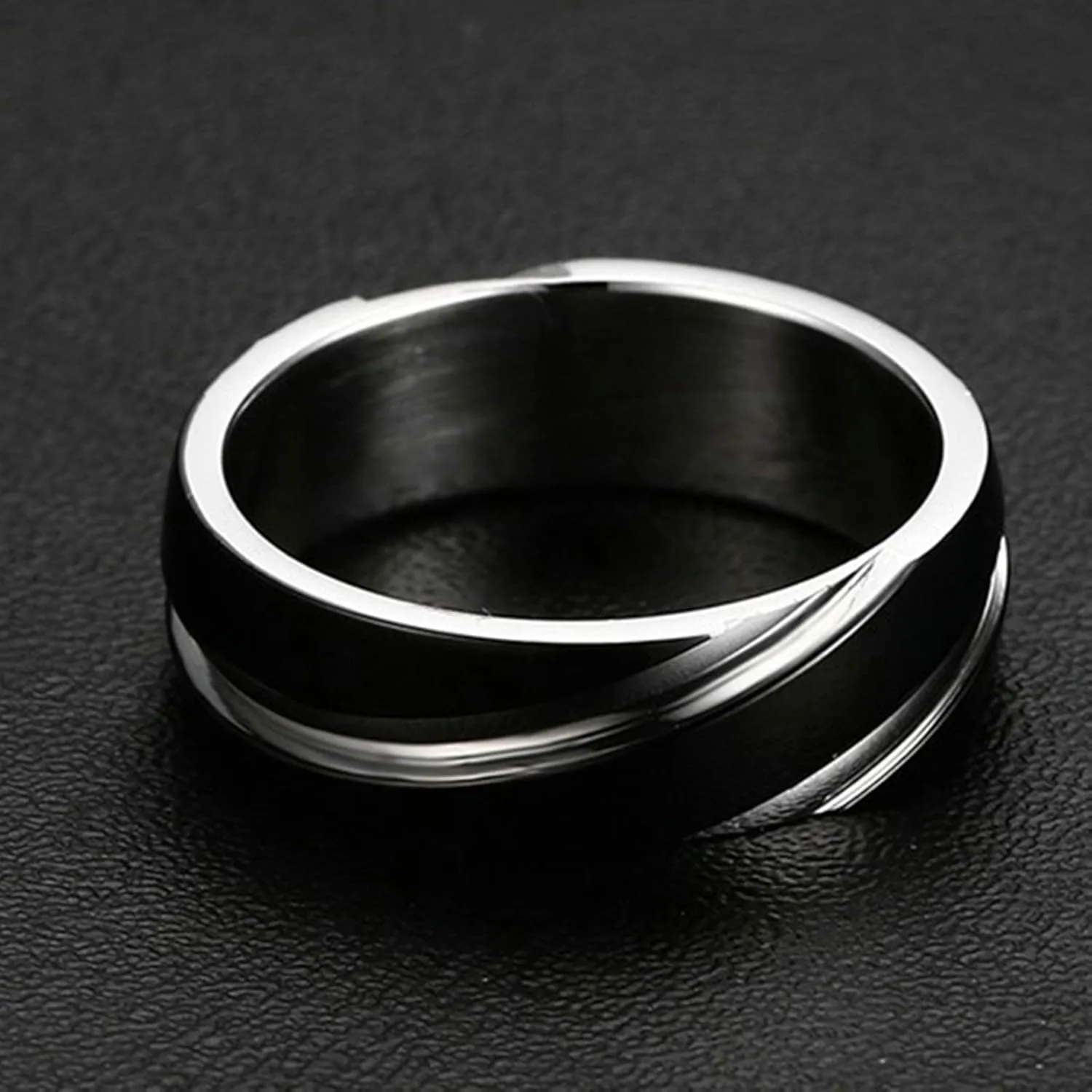 Gualiy Matching Couple Rings Stainless Steel, Marriage Rings for Couples Black Silver Ring 6MM Rings Size 5-13