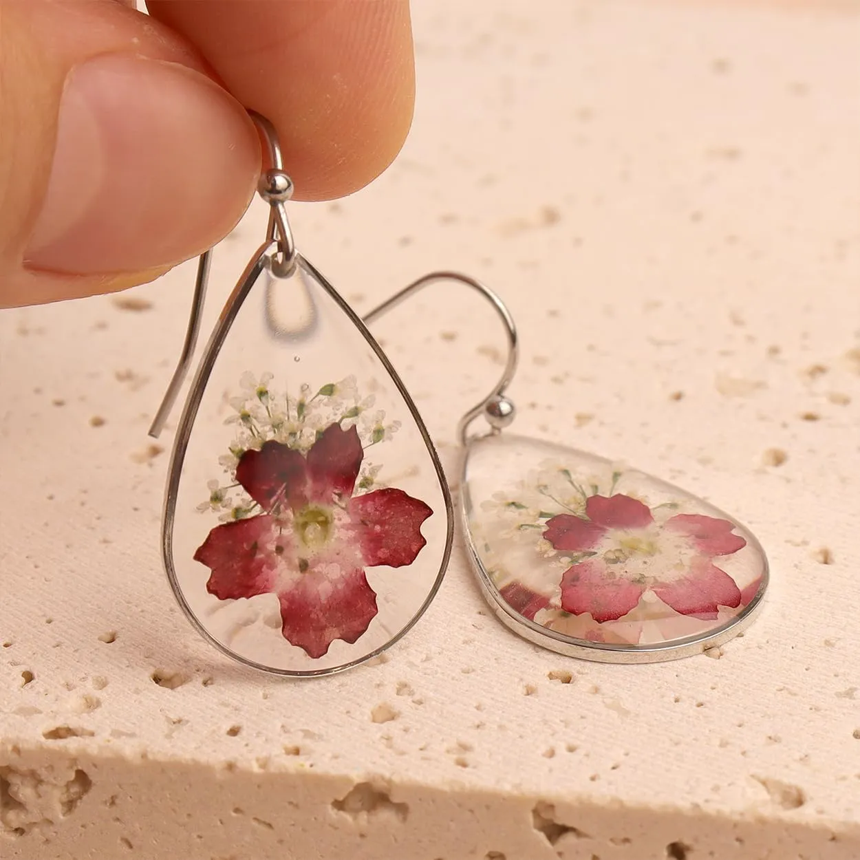 JeanBeau Handmade Pressed Flower Earrings for Women Teen Unique Resin Dried Flowers Sterling Silver Teardrop Dangle Drop Nature Floral Earings Fashion Summer Jewelry Gift