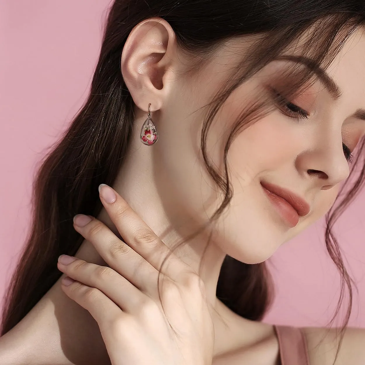 JeanBeau Handmade Pressed Flower Earrings for Women Teen Unique Resin Dried Flowers Sterling Silver Teardrop Dangle Drop Nature Floral Earings Fashion Summer Jewelry Gift