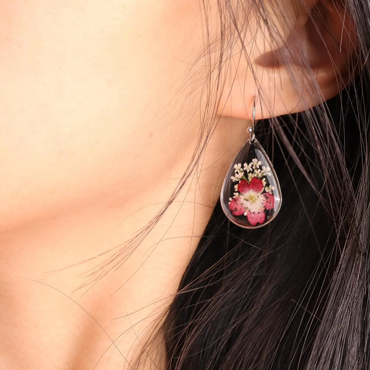 JeanBeau Handmade Pressed Flower Earrings for Women Teen Unique Resin Dried Flowers Sterling Silver Teardrop Dangle Drop Nature Floral Earings Fashion Summer Jewelry Gift