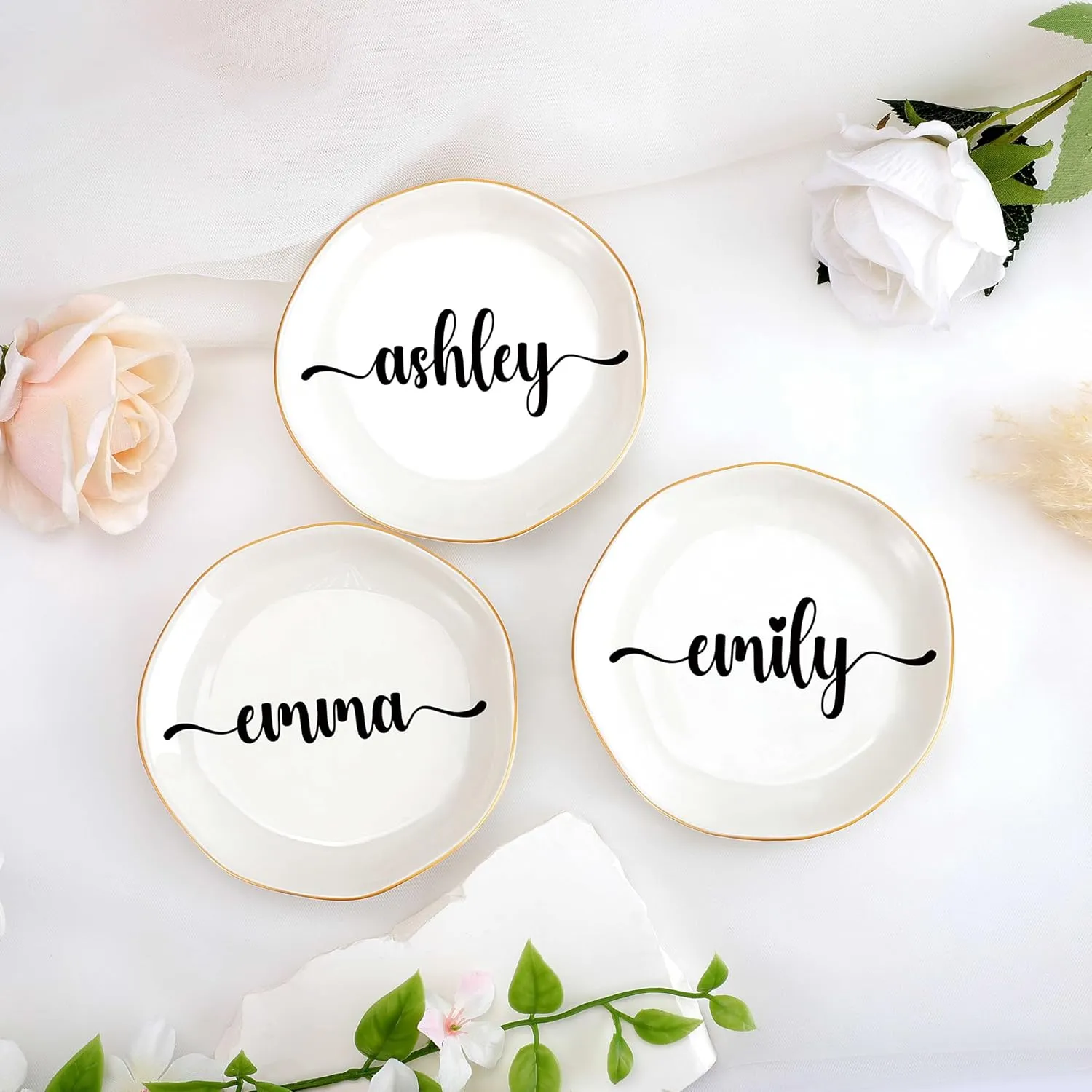 JoycuFF Alice Personalized Name Ceramic Jewelry Tray, Mothers Day Christmas Anniversary Engagement Birthday Gifts for Women Couples, Trinket Dish for Rings Earrings Necklaces Bracelets Keys