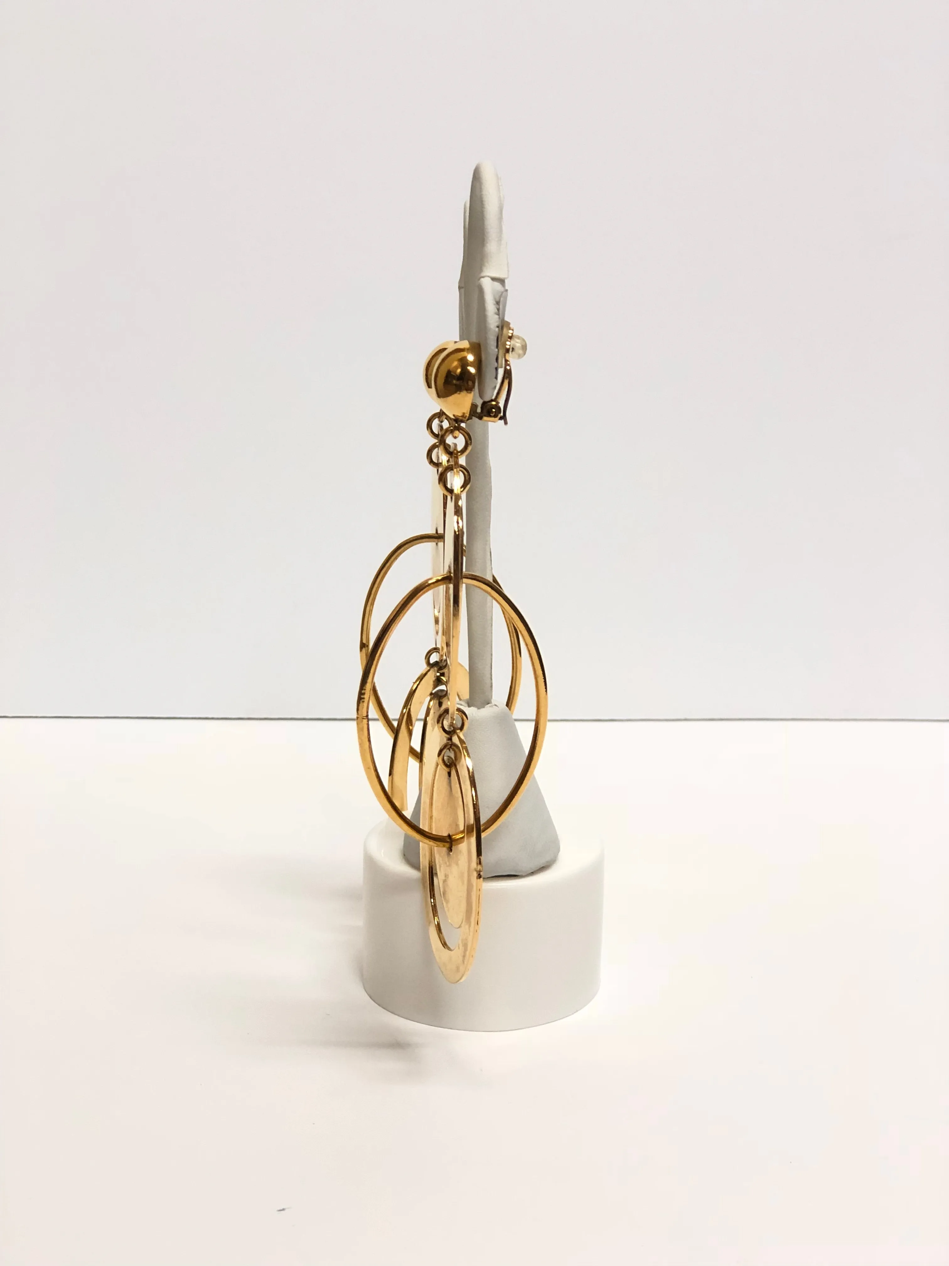 KARRYO LARGE DOUBLE LOOP CLIP ON EARRINGS
