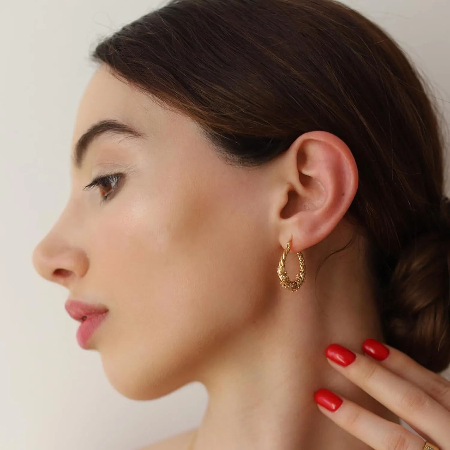 Milan Chiva 14K Gold Hoop Earrings for Women, Plated Chunky Earrings Glitter Sparkle Huggie Dainty Hypoallergenic Hoop Earrings for Womens Jewelry
