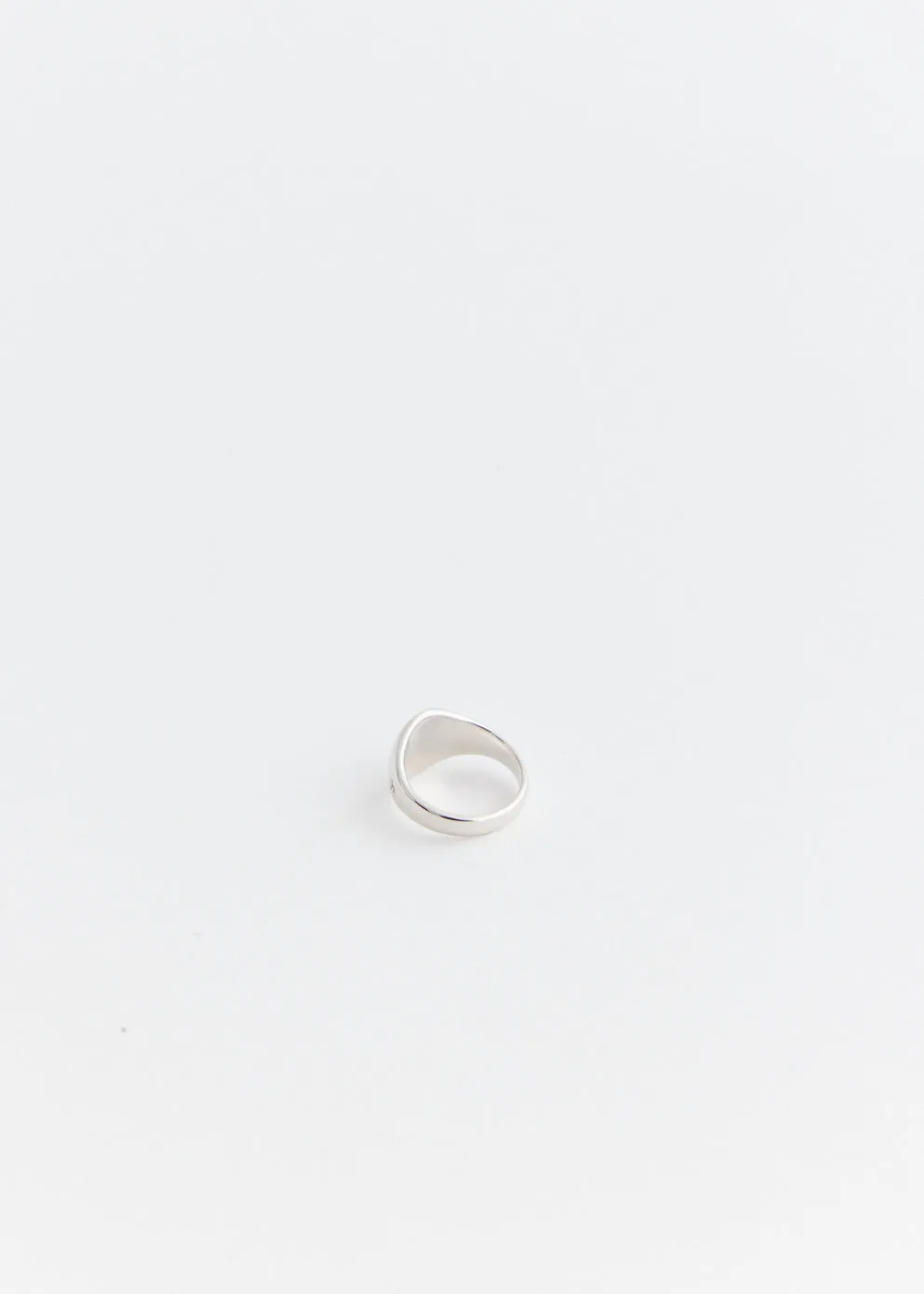 Mini Signet Oval Ring