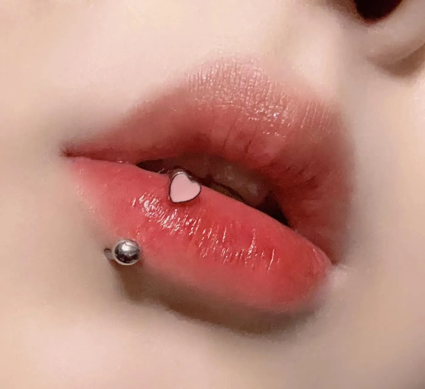 POYAMUSE Heart Horseshoe Lip Ring Piercing Jewelry, Cute and Stylish DIY Fashion Accessory for Women, Trendy Lip or Nose Piercing