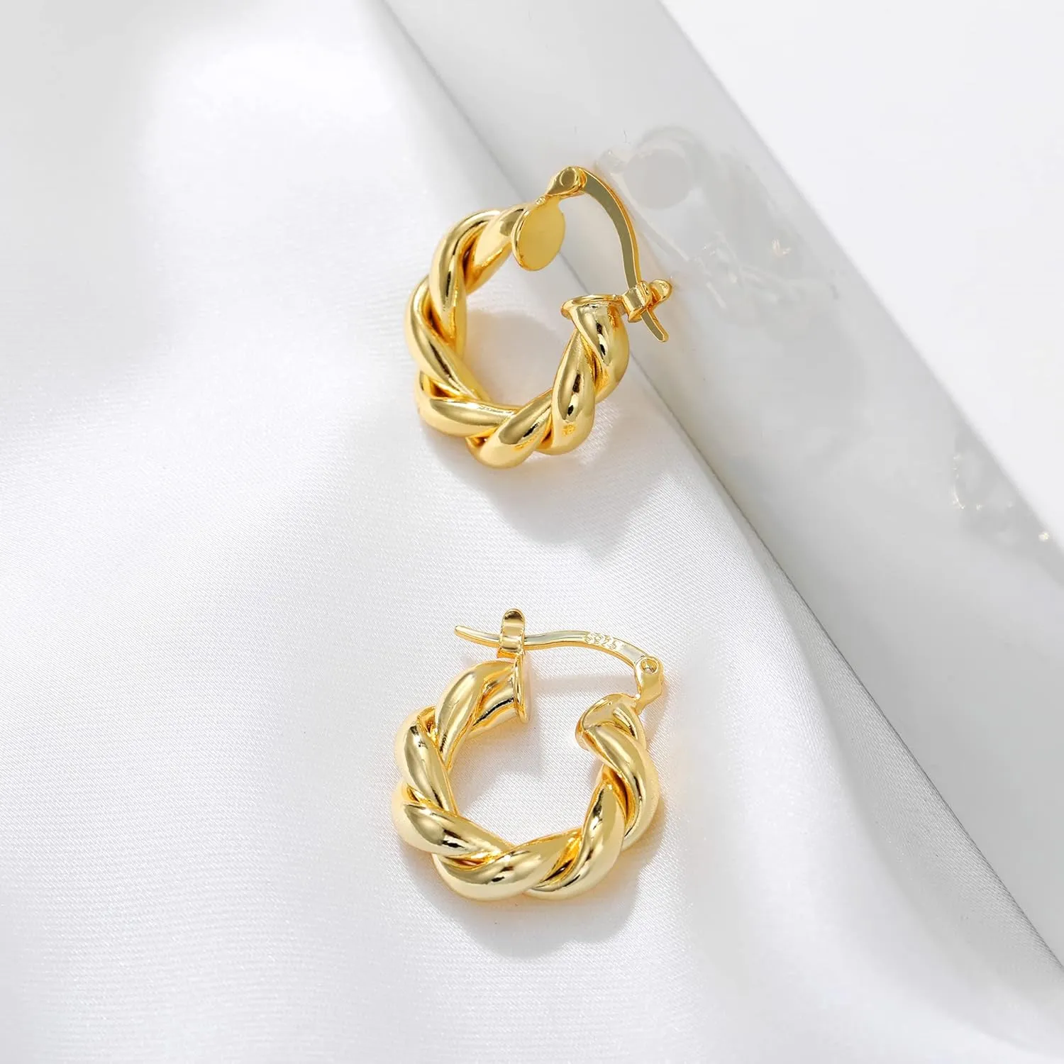 Twisted Gold Hoop Earrings for Women, Thick Chunky Hoops Hypoallergenic Vintage Twist Earings Big