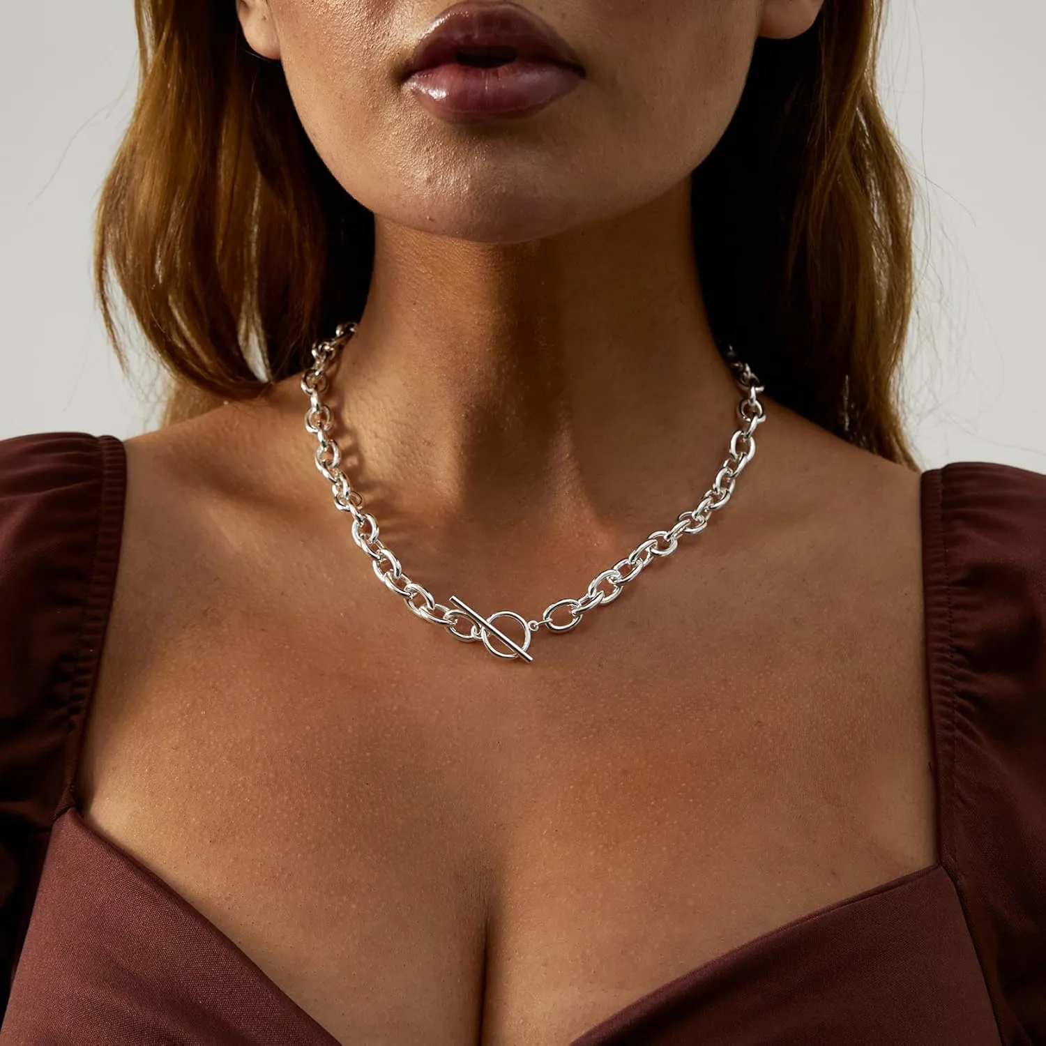 VIROMY Chunky Gold Toggle Necklace 18K Gold Plated Pearl Vintage Paper Clip Link Chain Shining Twisted Rope Cuban Choker Toggle Bar Clasp Necklaces for Women