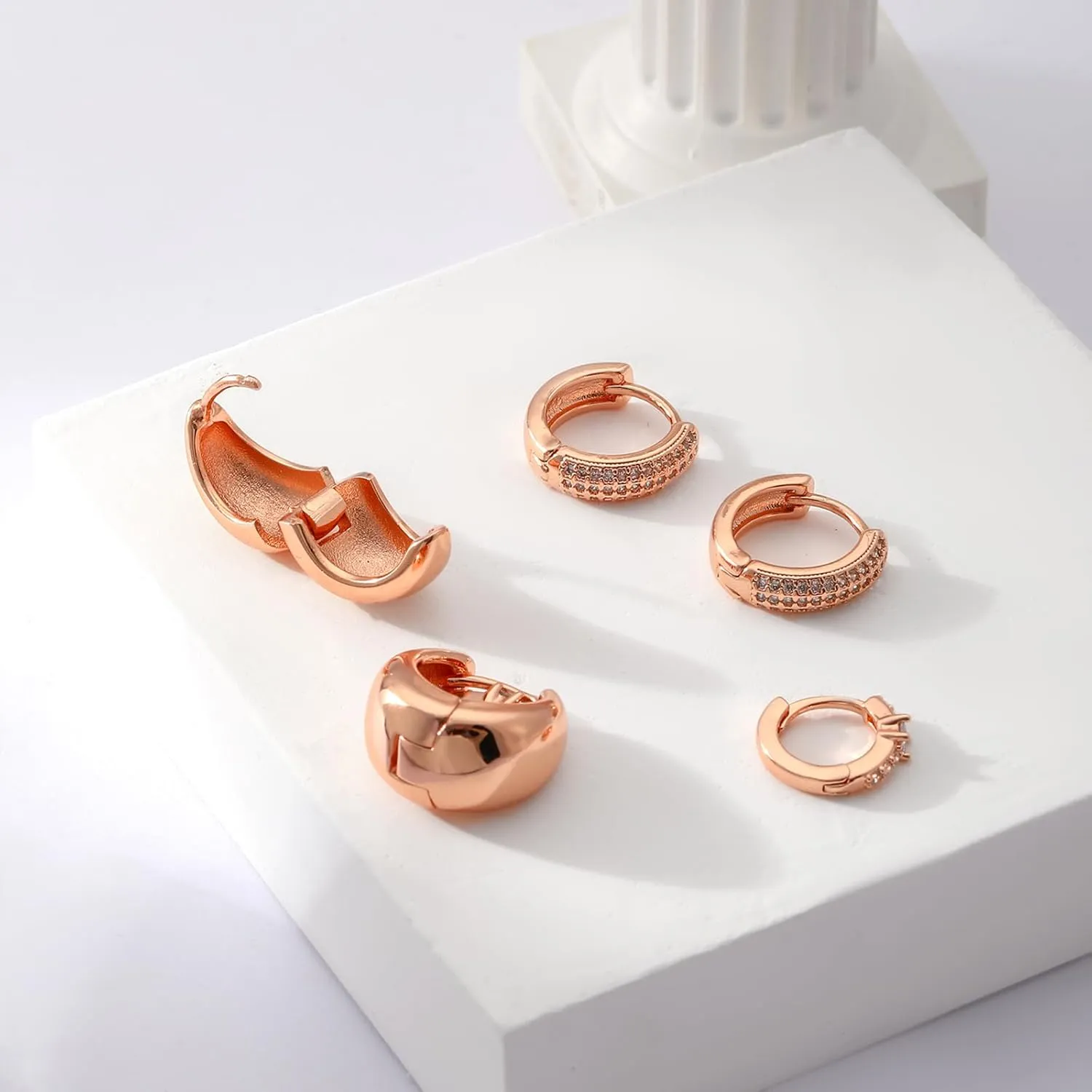 VIROMY Gold Hoop Earrings Set for Women Trendy, 14K Gold Plated Lightweight Small Gold/Silver Hoop Earrings for Women Chunky Open Hoops Earrings Jewelry Gifts