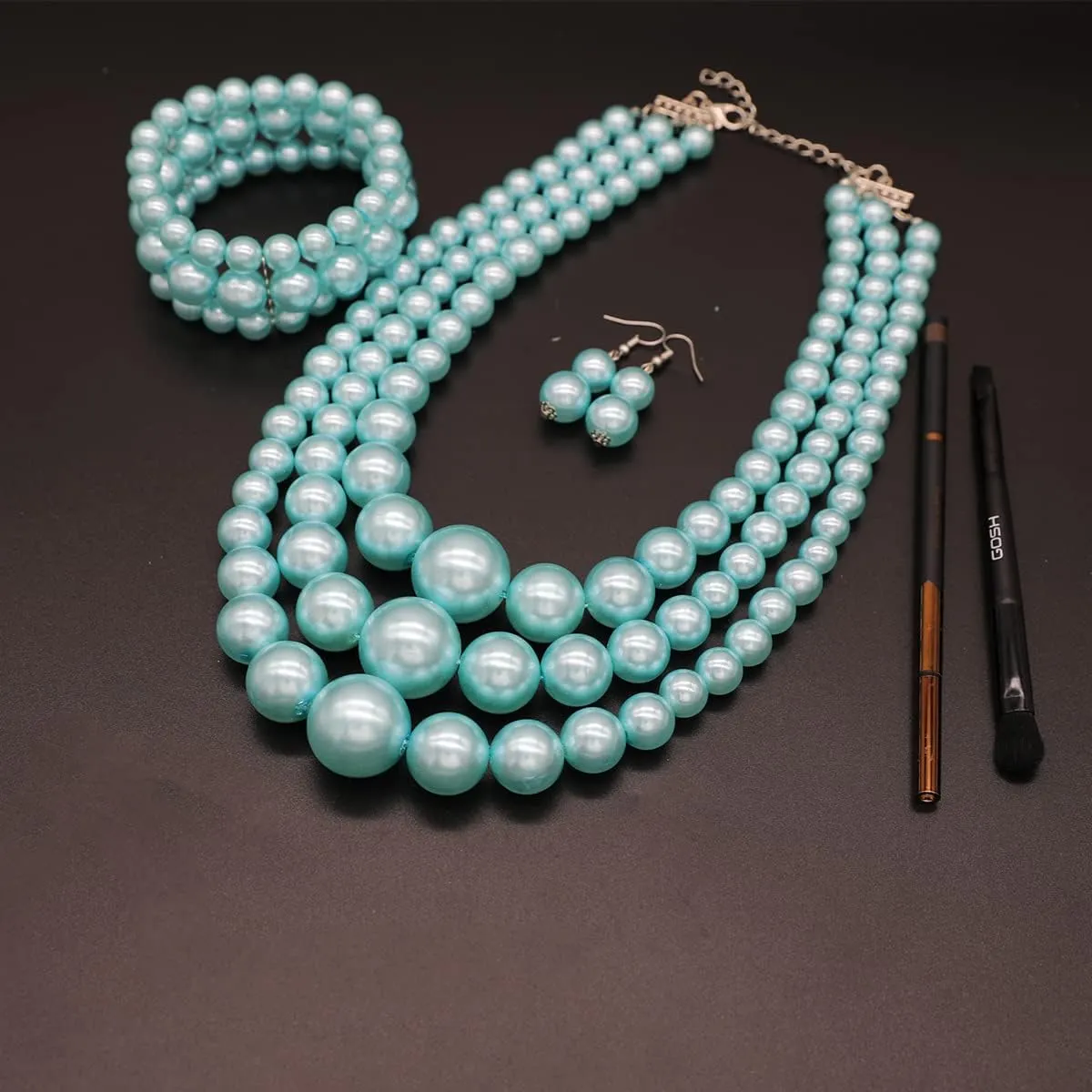 We We Imitation Pearl Necklace for Women Large Chunky Pearl Necklaces Multilayer Pearl Necklace and Earring 1920s Costume Jewelry set
