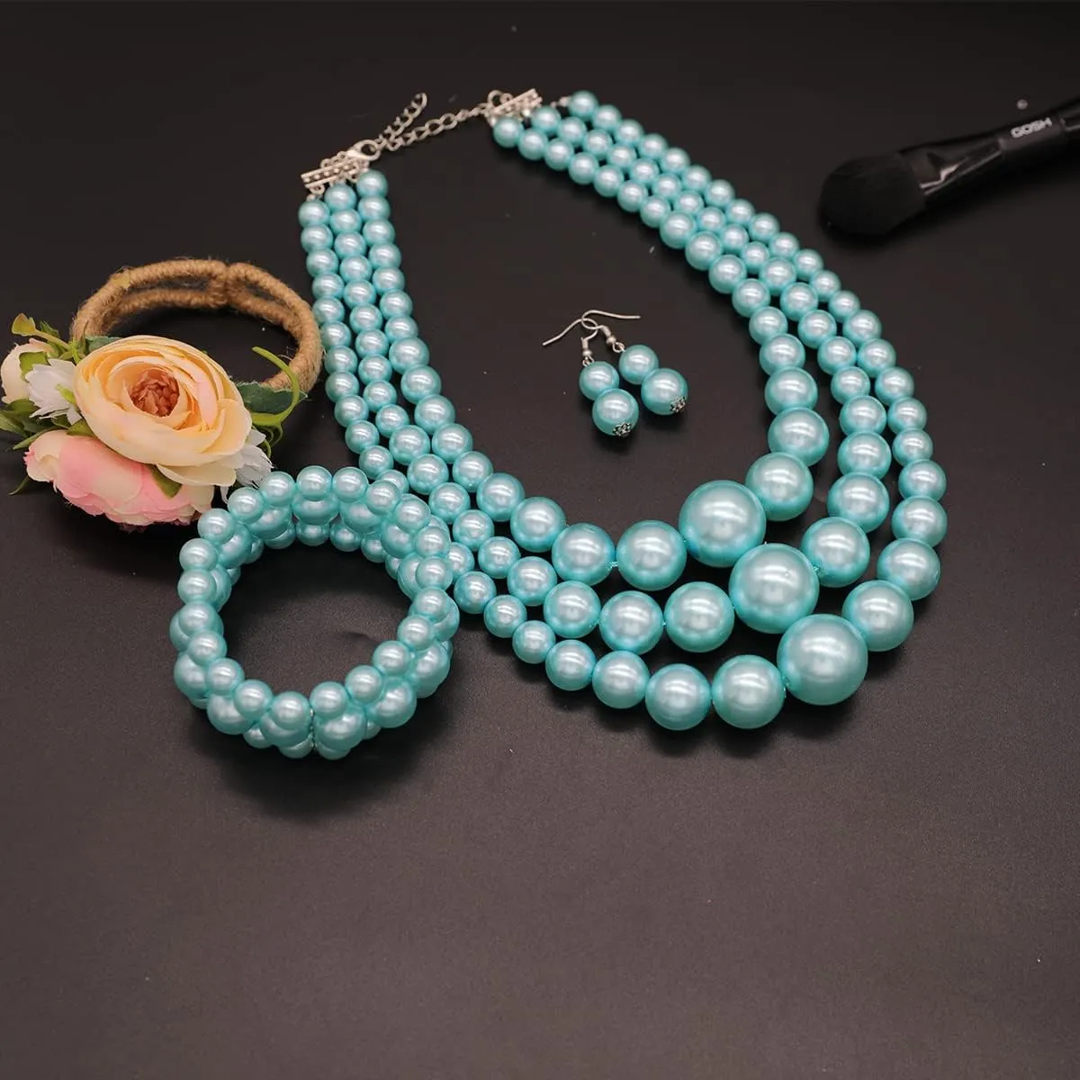 We We Imitation Pearl Necklace for Women Large Chunky Pearl Necklaces Multilayer Pearl Necklace and Earring 1920s Costume Jewelry set